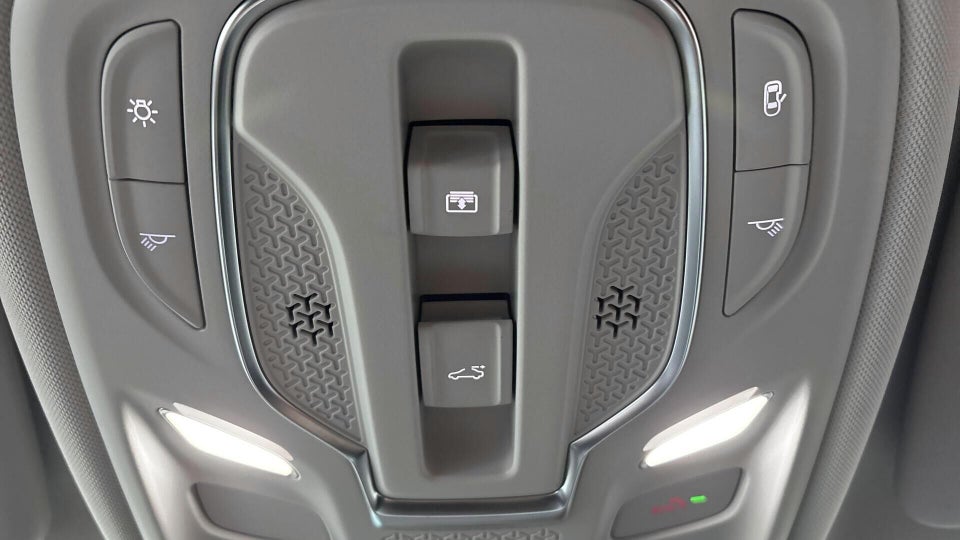 MG Marvel R Performance 5d