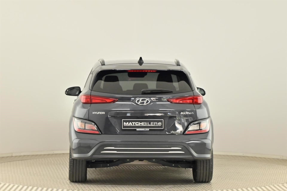 Hyundai Kona 64 EV Essential 5d