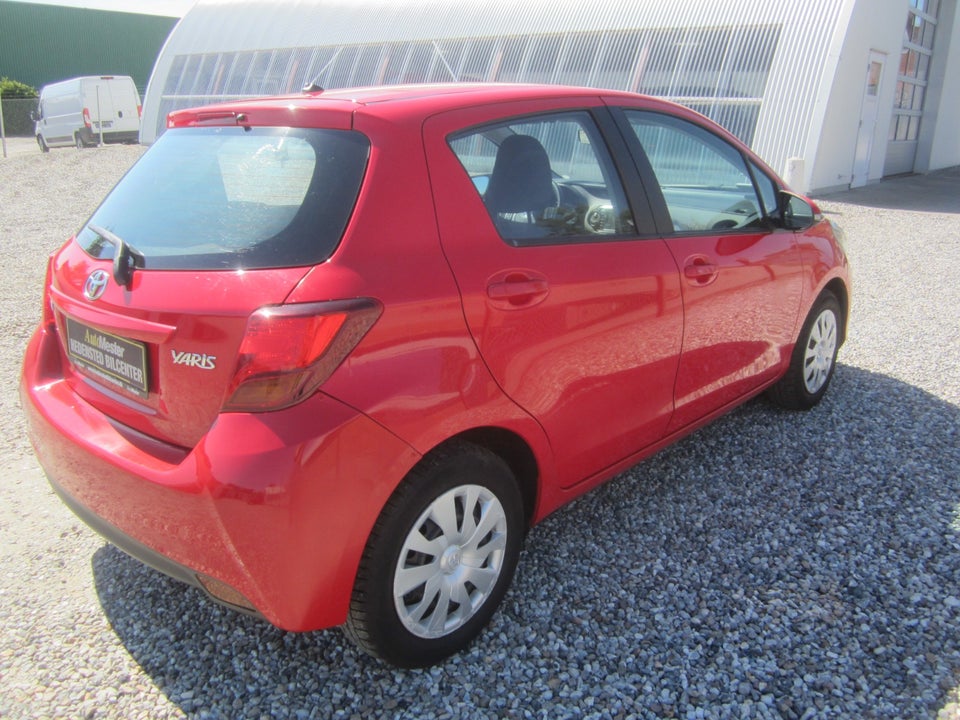 Toyota Yaris 1,0 VVT-i T2 Touch 5d