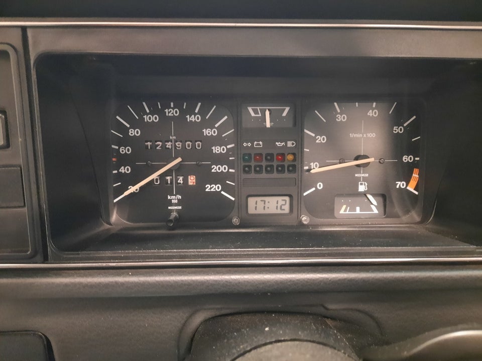 VW Golf I 1,6 Cabriolet 2d