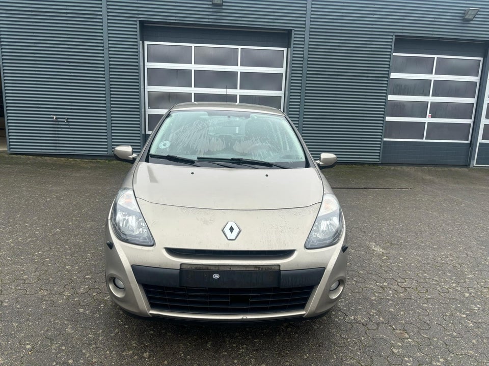 Renault Clio III 1,5 dCi 75 Avantage 5d