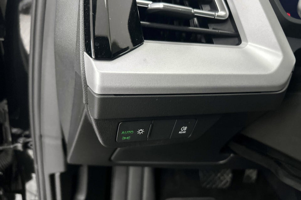 Audi Q4 e-tron 45 Progress 5d