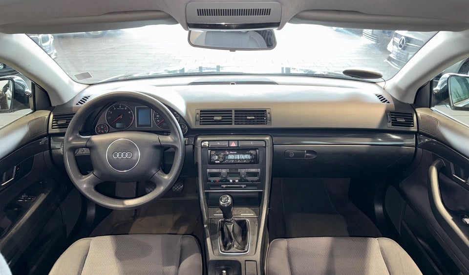 Audi A4 1,6 Avant 5d