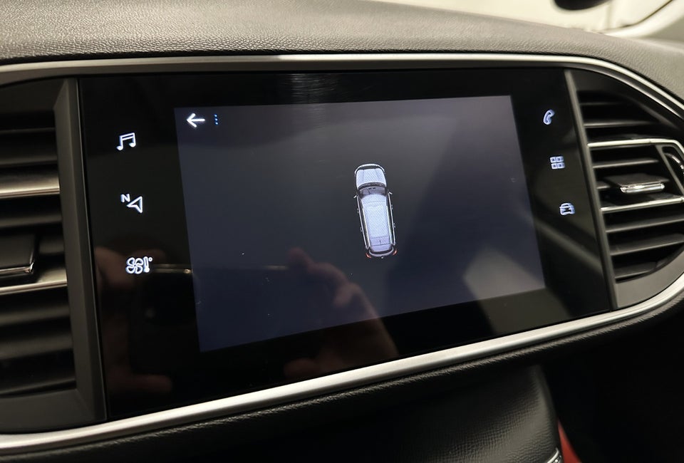 Peugeot 308 1,5 BlueHDi 130 Prestige SW EAT6 5d