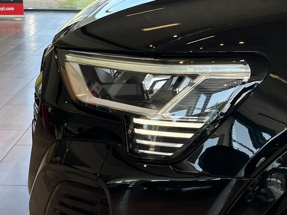 Audi Q8 e-tron 55 S-line Sportback quattro 5d