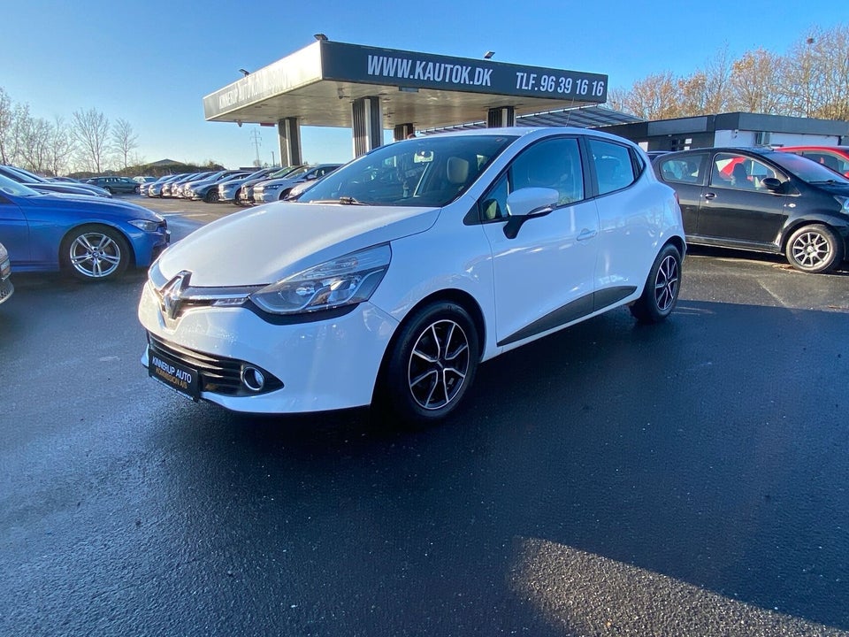 Renault Clio IV 0,9 TCe 90 Expression 5d