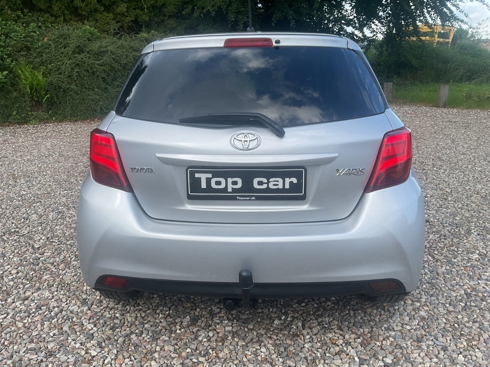 Toyota Yaris 1,3 VVT-i T2 Limited 5d