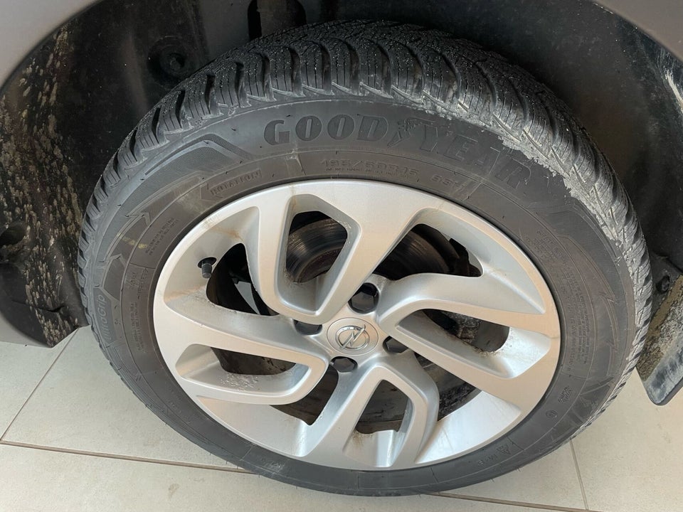 Opel Crossland X 1,2 T 110 Exclusive aut. 5d