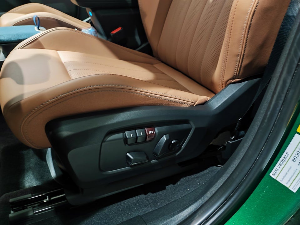 MINI Countryman E Favoured Trim XL 5d