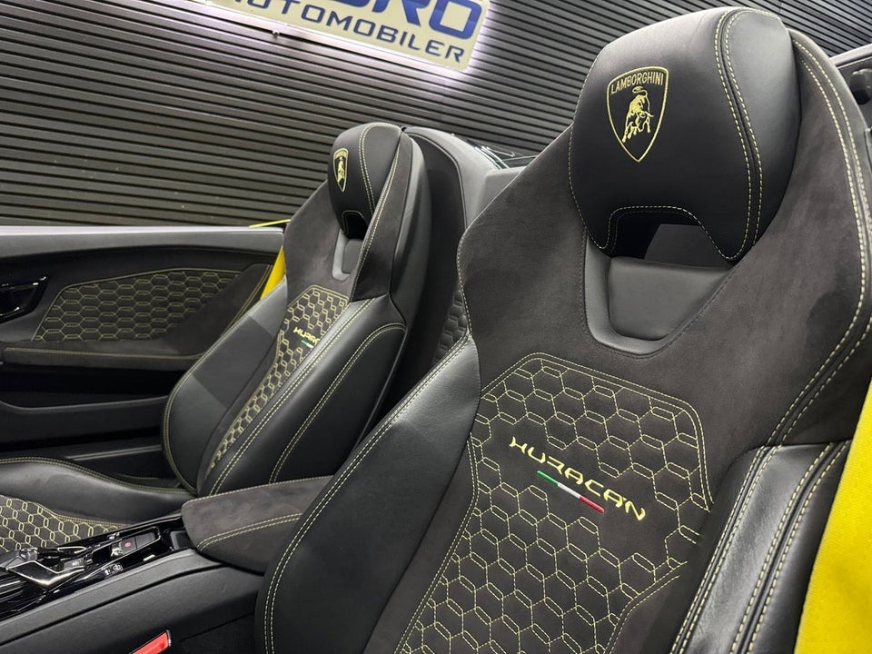 Lamborghini Huracan 5,2 Spyder LP580-2 2d