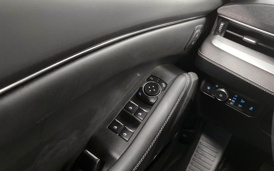 Ford Mustang Mach-E 88 Extended Range 5d