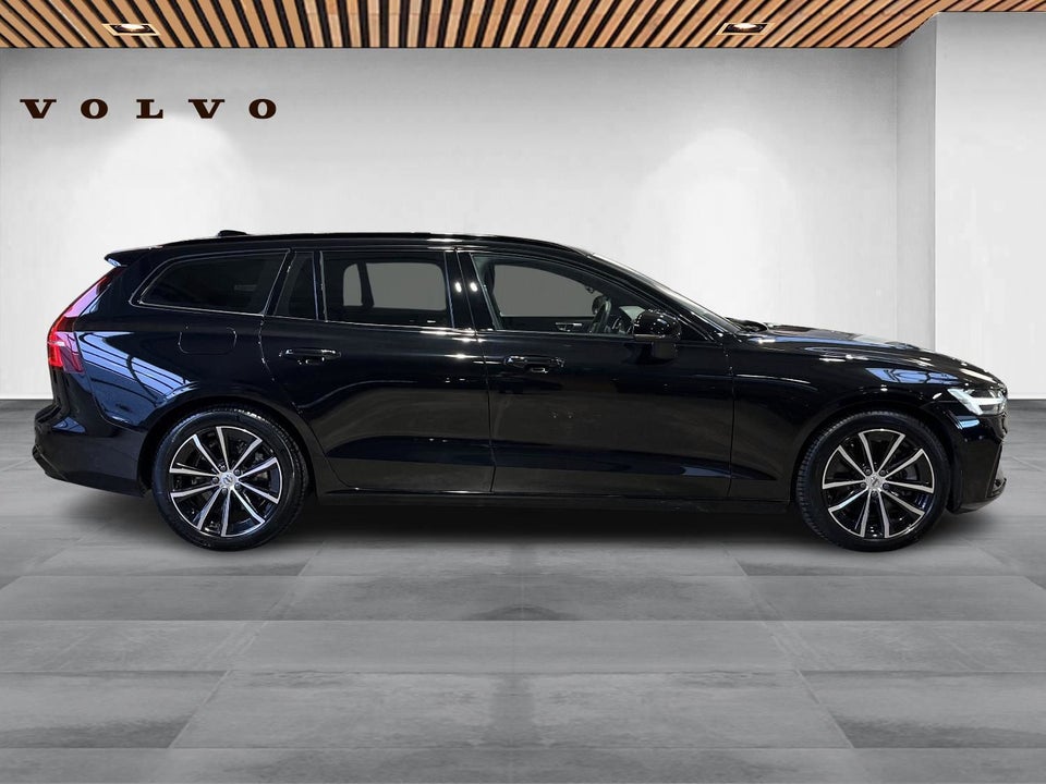 Volvo V60 2,0 T6 ReCharge Plus Dark aut. AWD 5d