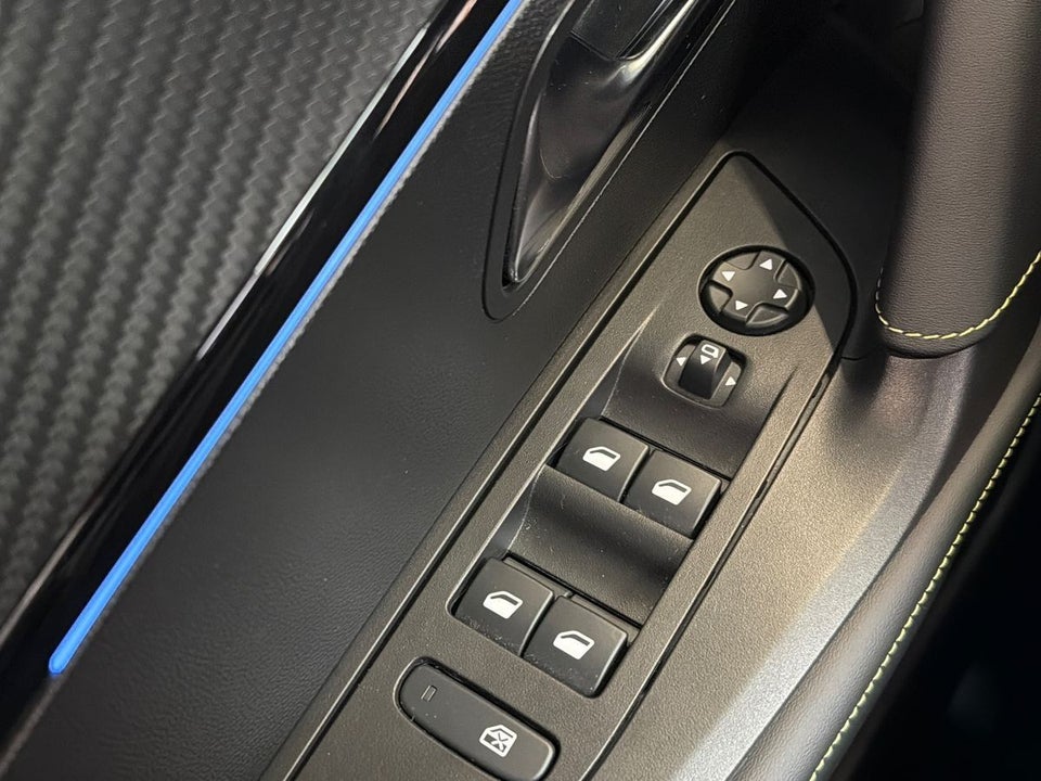 Peugeot e-2008 50 GT 5d
