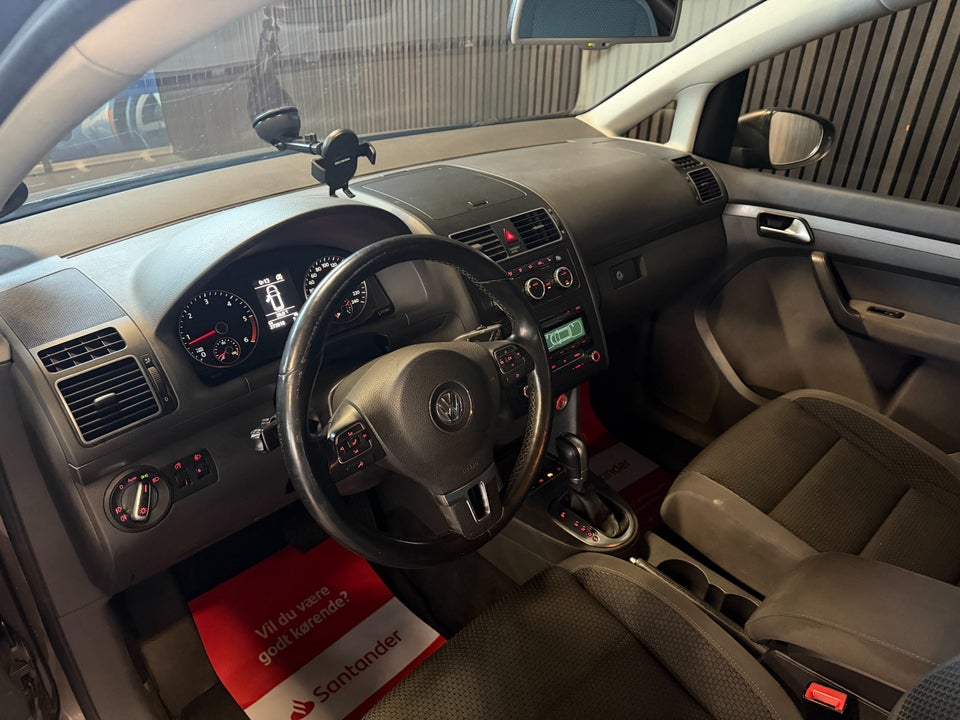 VW Touran 1,6 TDi 105 Comfortline DSG BMT 7prs 5d