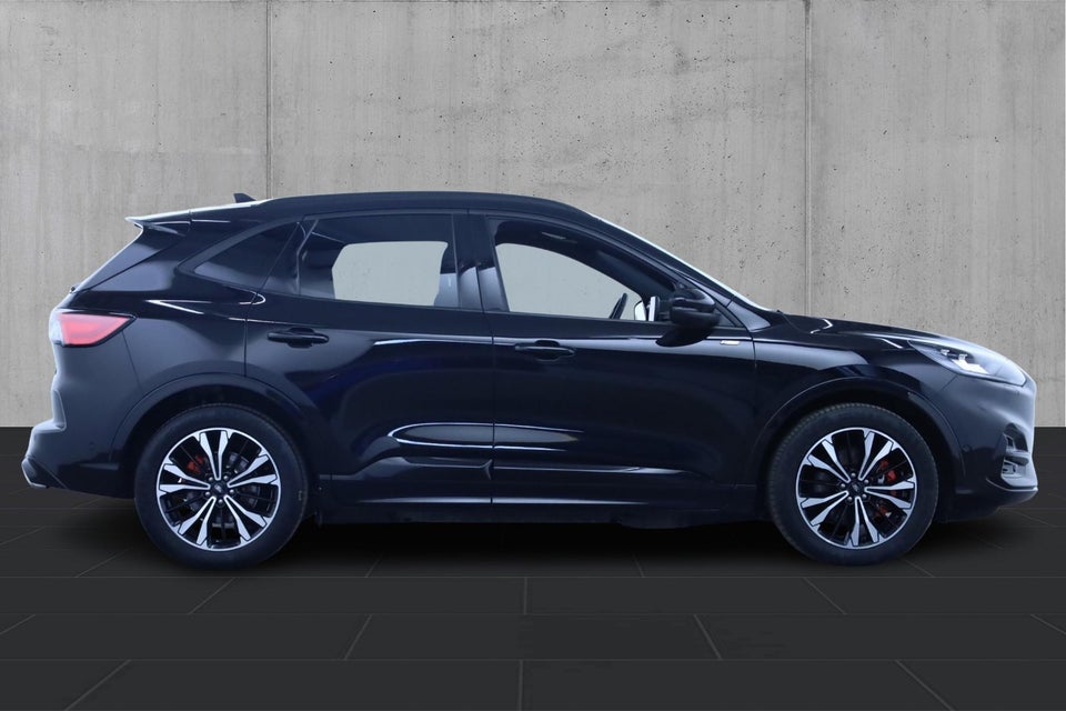 Ford Kuga 2,5 PHEV ST-Line X CVT 5d