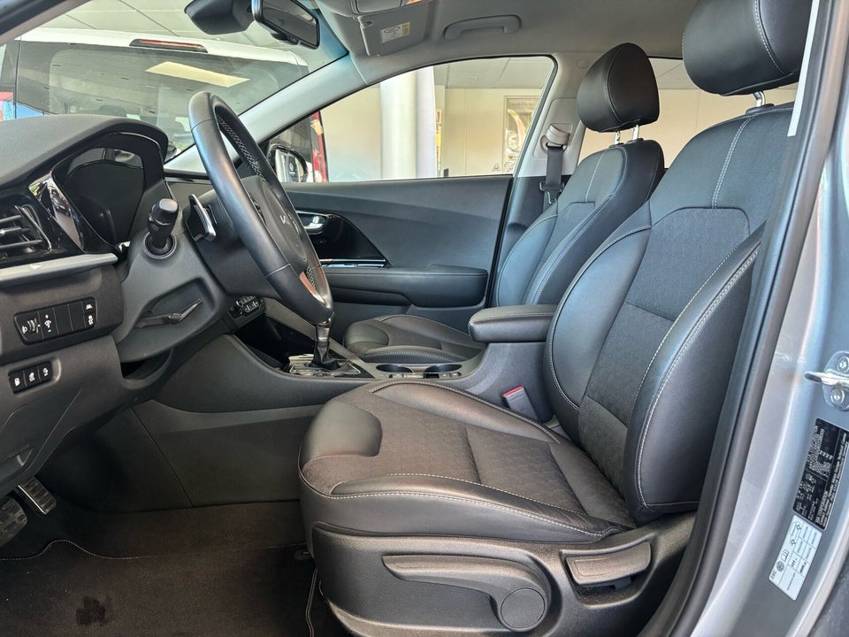 Kia Niro 1,6 HEV Advance DCT 5d
