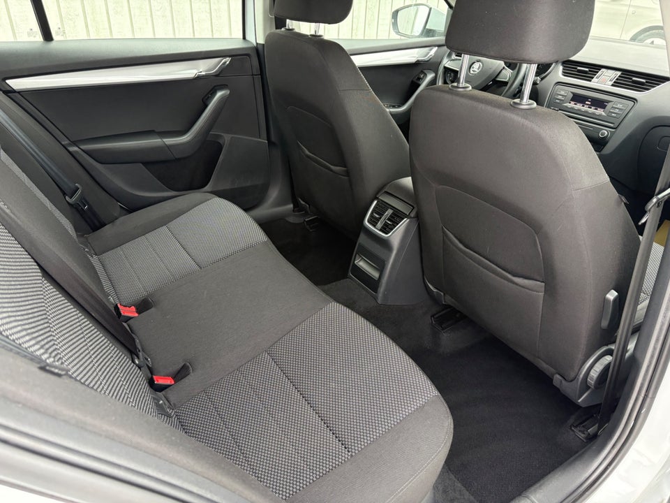 Skoda Octavia 1,2 TSi 105 Ambition 5d