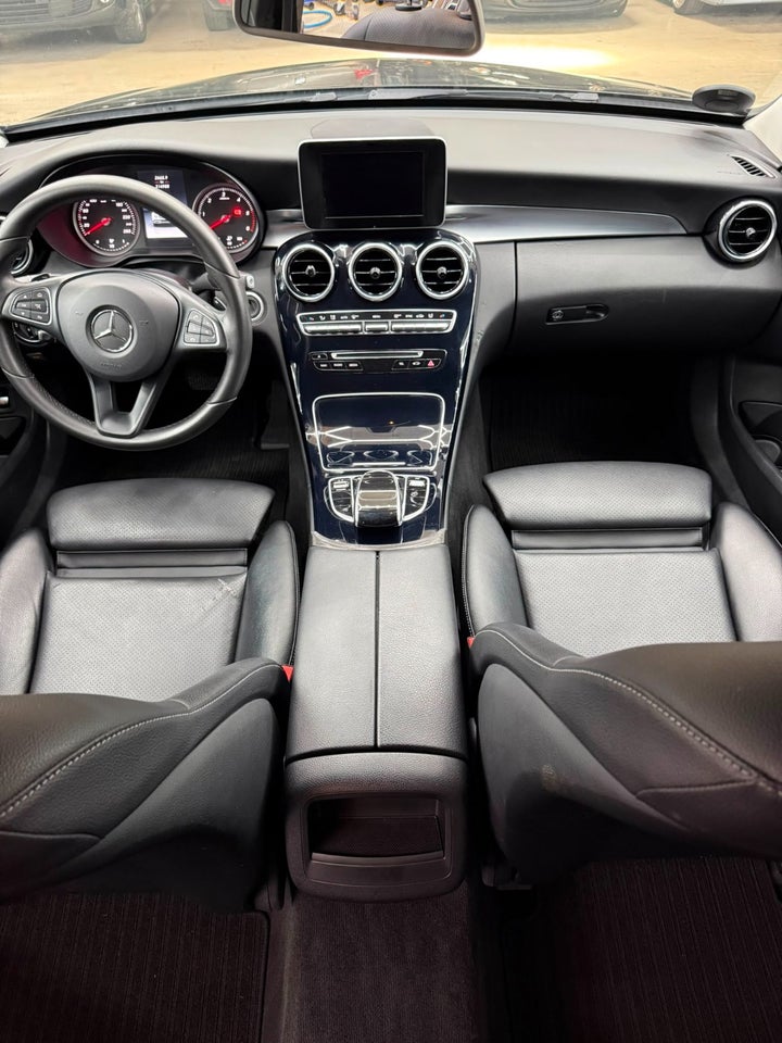 Mercedes C220 d 2,2 AMG Line stc. aut. 5d