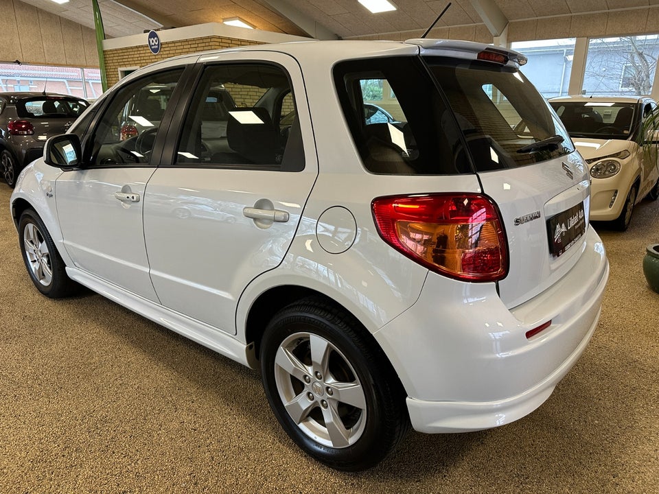 Suzuki SX4 1,6 CombiBack Style 5d