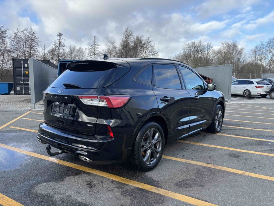 Ford Kuga 2,5 PHEV ST-Line X CVT 5d