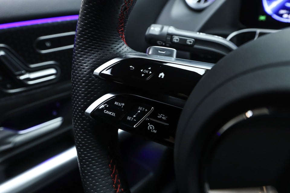 Mercedes EQA350 AMG Line Premium 4Matic 5d