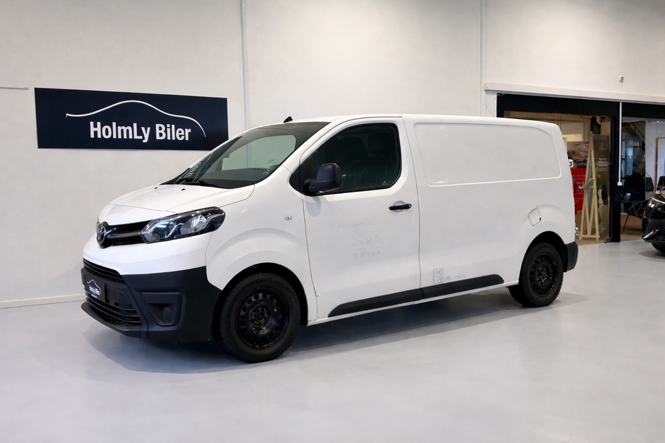 Toyota ProAce 2,0 D 120 Medium Comfort 5d