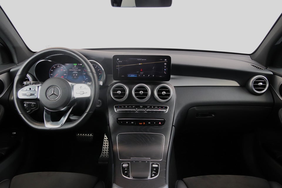 Mercedes GLC300 de 2,0 AMG Night Edition aut. 4Matic 5d