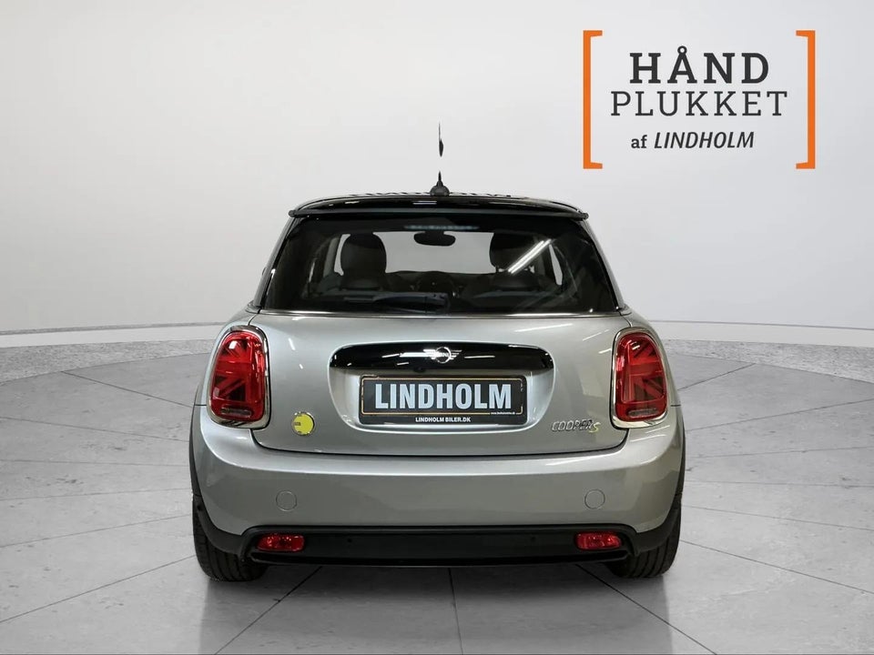 MINI Cooper SE Classic 3d