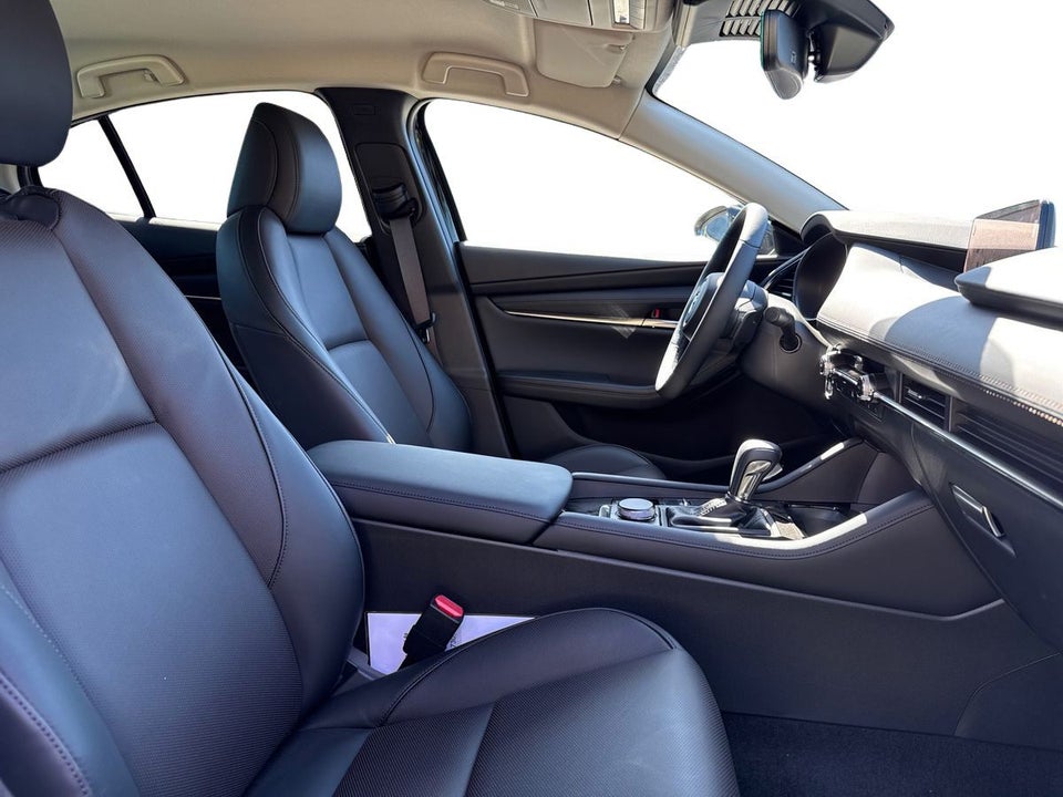 Mazda 3 2,0 e-SkyActiv-G 150 Exclusive-Line aut. 4d