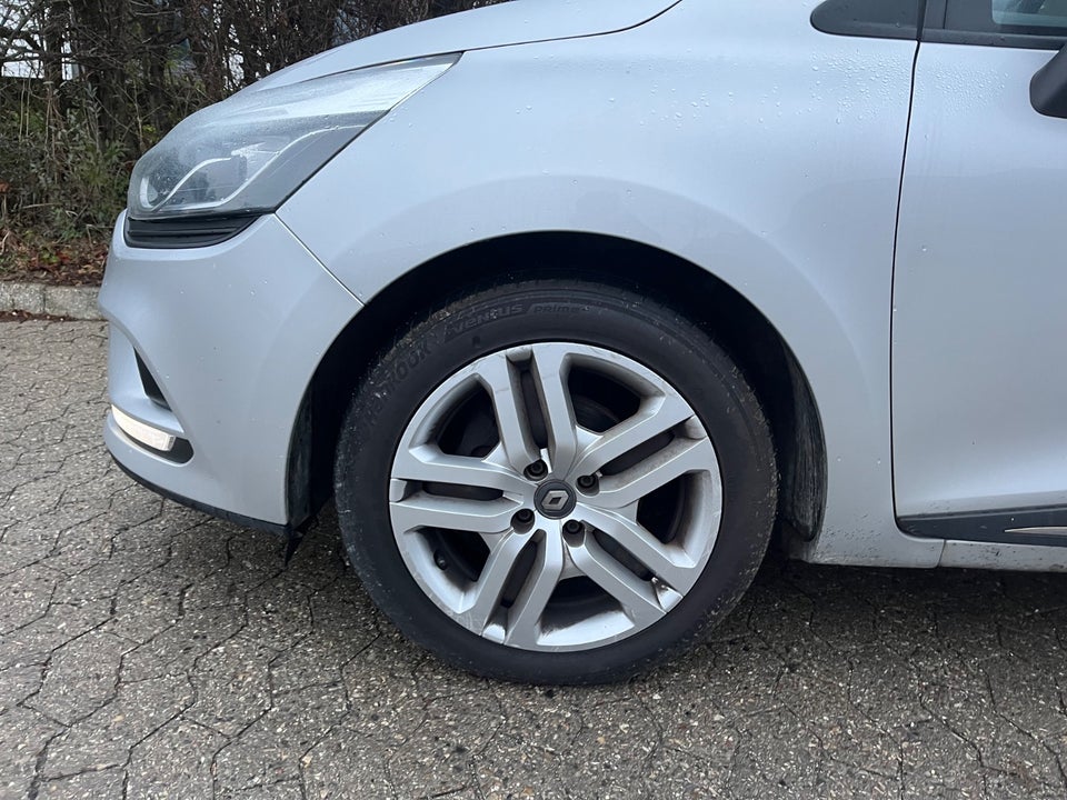 Renault Clio IV 0,9 TCe 90 Limited Sport Tourer 5d