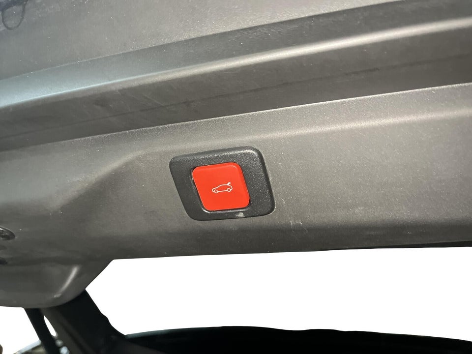 Peugeot e-3008 77 GT Pack 5d