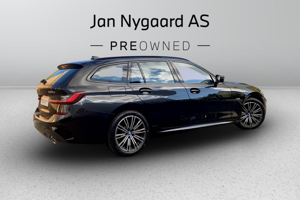 BMW 330e 2,0 Touring M-Sport aut. 5d