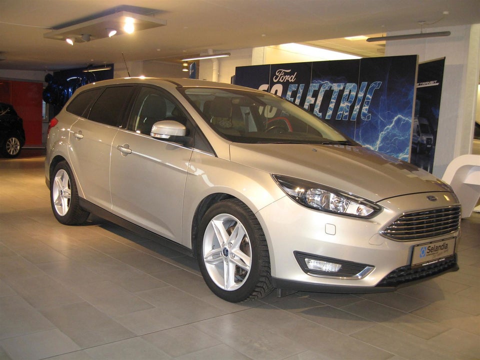 Ford Focus 1,5 SCTi 150 Titanium stc. 5d