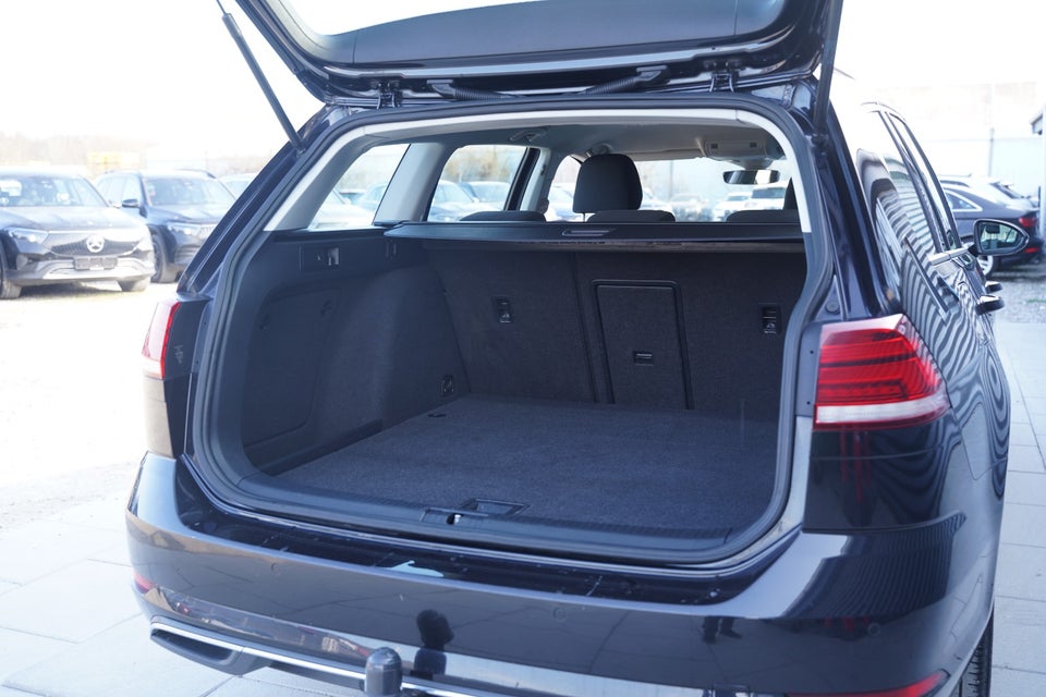 VW Golf VII 1,6 TDi 115 Comfortline Variant DSG 5d