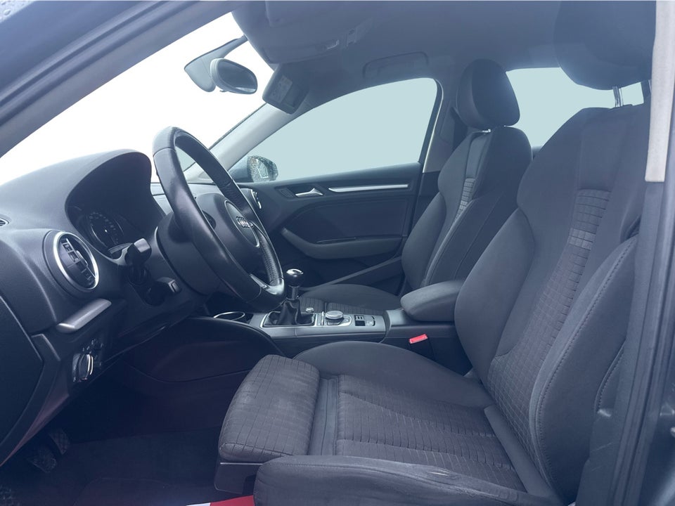 Audi A3 1,4 TFSi 125 Ambiente 4d