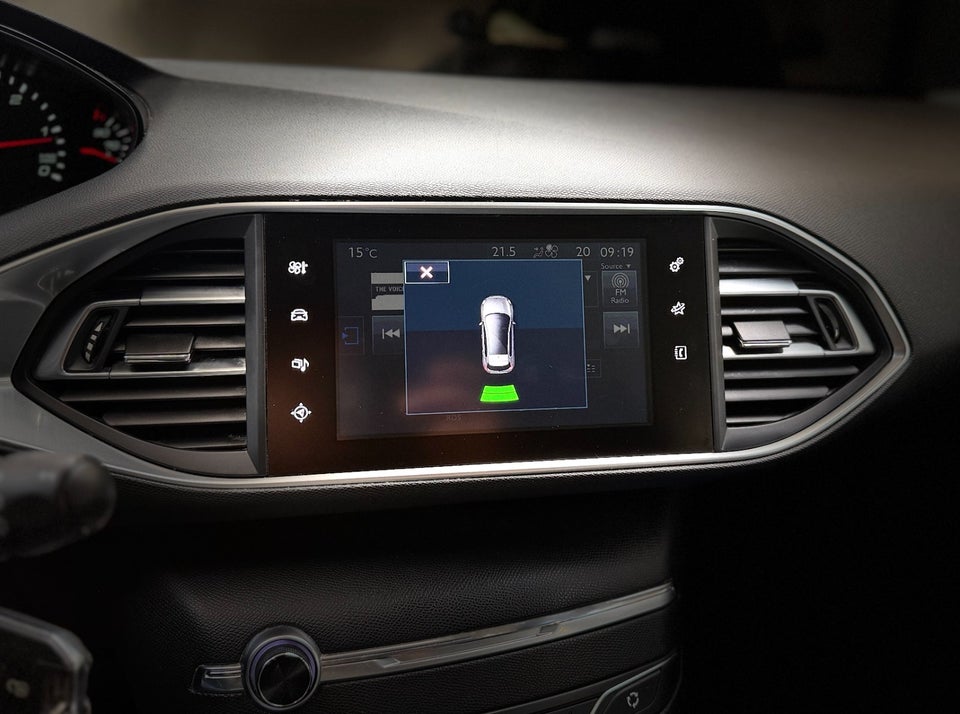 Peugeot 308 1,6 e-HDi 116 Active 5d