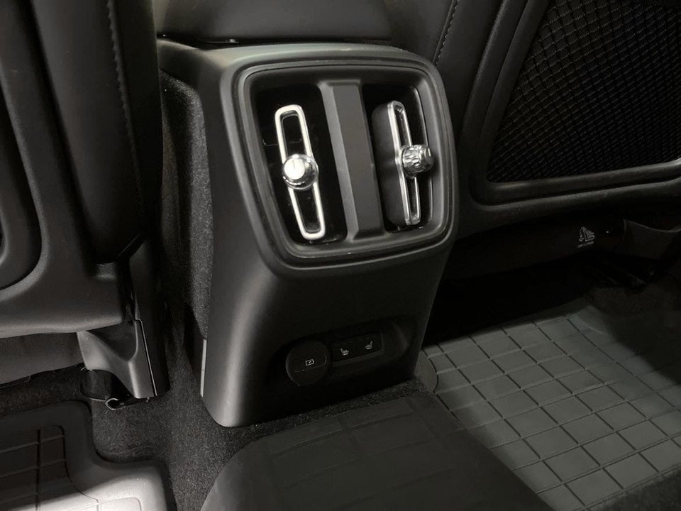 Volvo EX40 Extended Range Core 5d