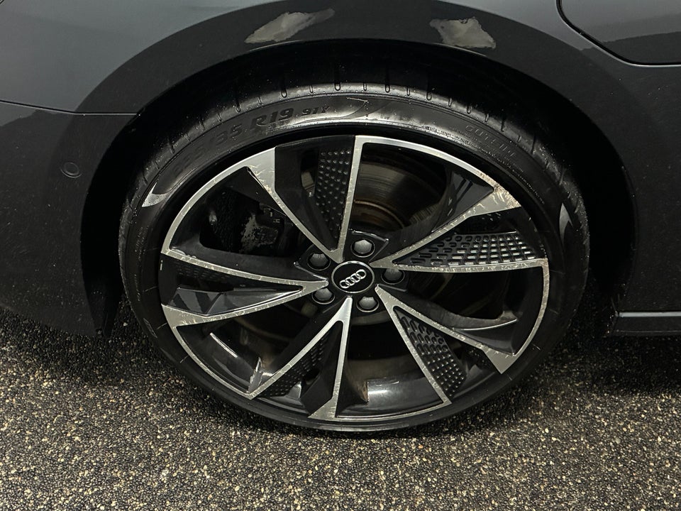 Audi A3 40 TFSi e Prestige Sportback S-tr. 5d