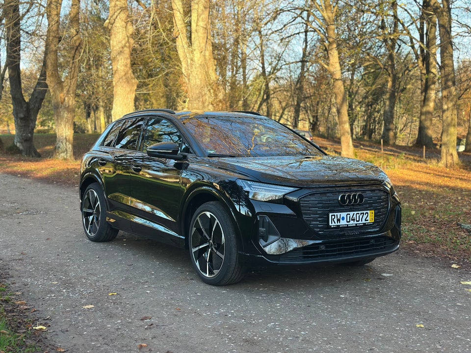 Audi Q4 e-tron 55 S-line quattro 5d
