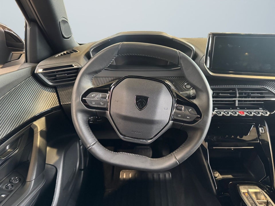 Peugeot e-2008 50 Allure 5d