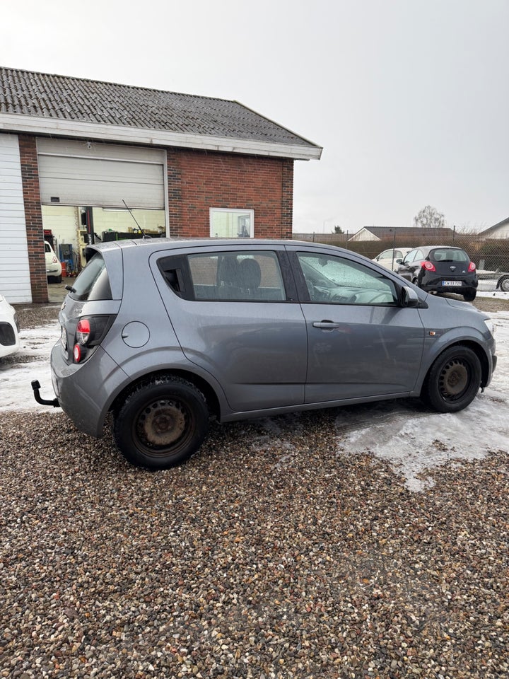 Chevrolet Aveo 1,2 LT 4d