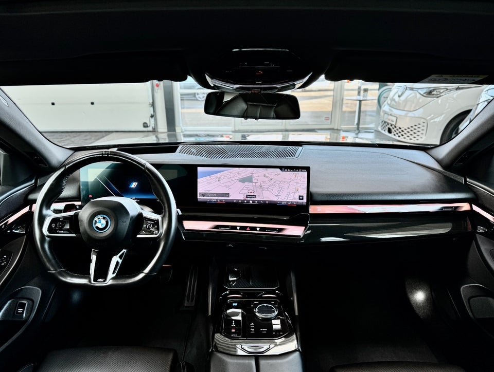 BMW i5 eDrive40 Touring Fully Charged M-Sport 5d