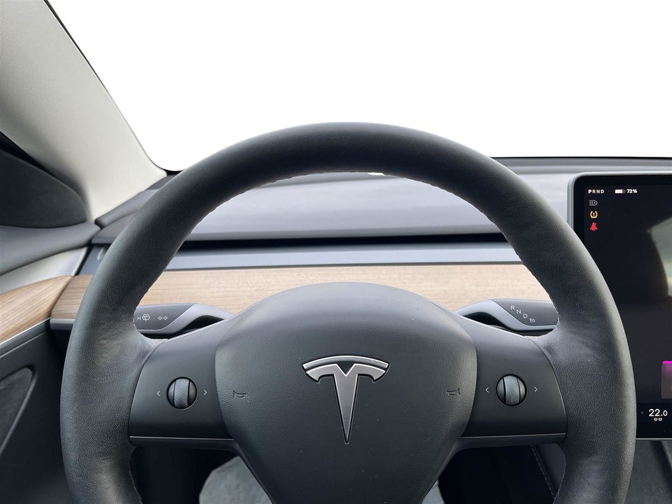 Tesla Model 3 Long Range AWD 4d