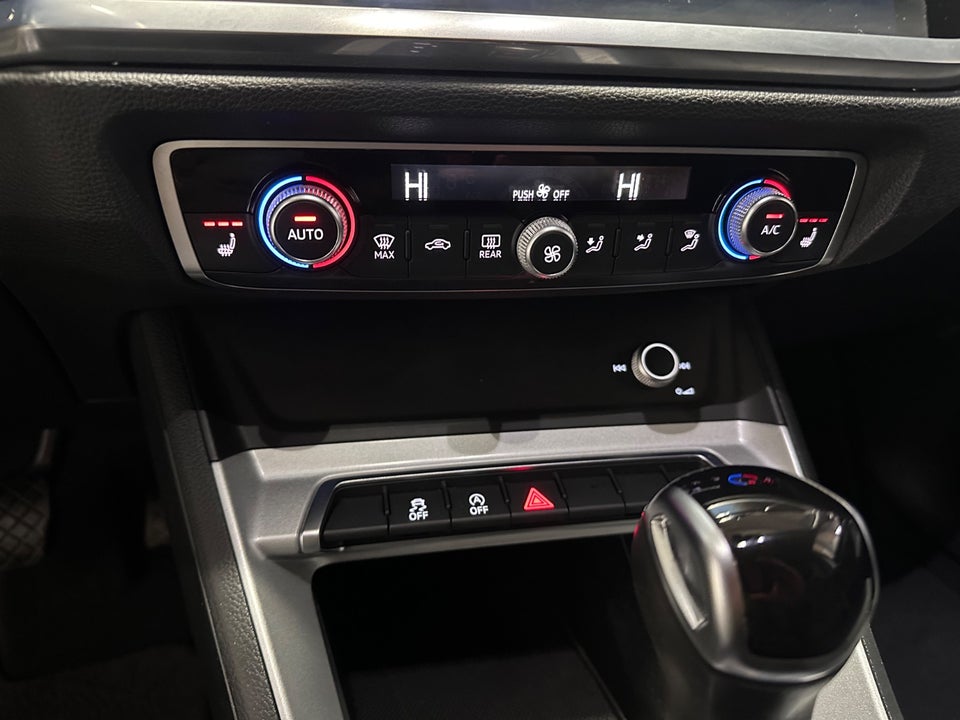 Audi Q3 35 TFSi Prestige S-tr. Van 5d