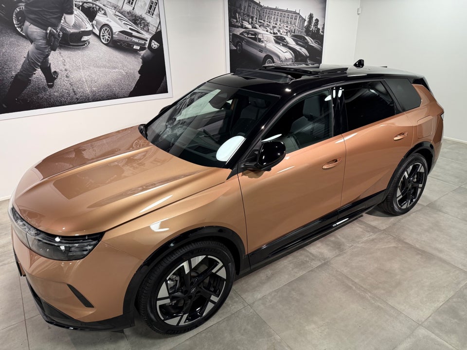 Opel Grandland-e 73 GS Sky 5d