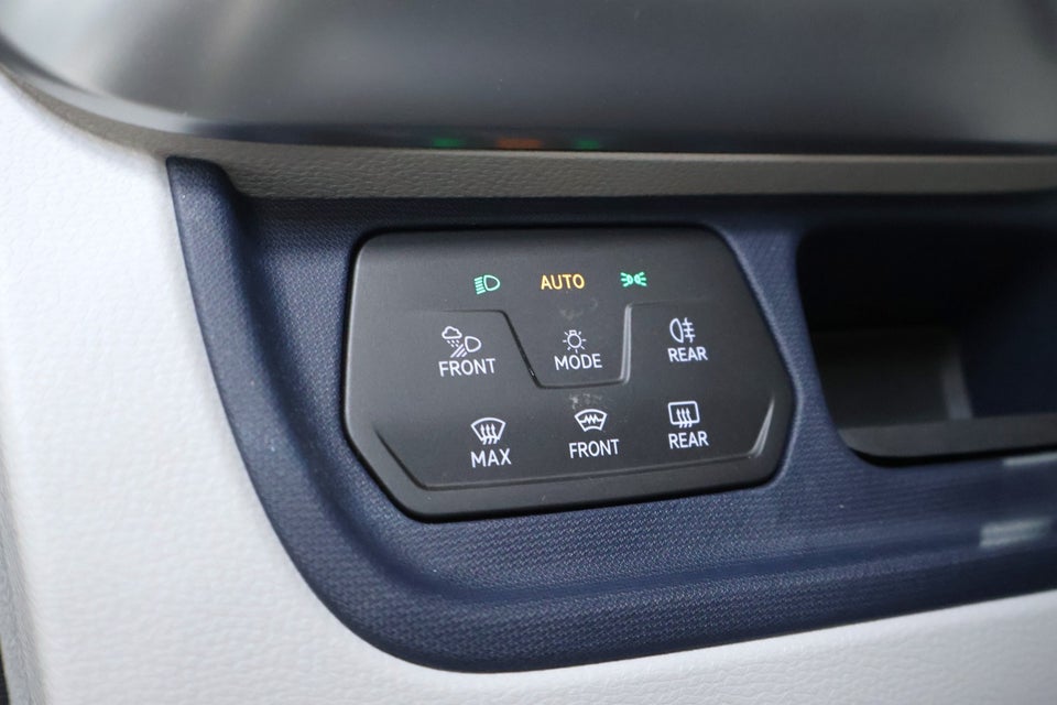 VW ID.Buzz 77 Pro SWB 5d