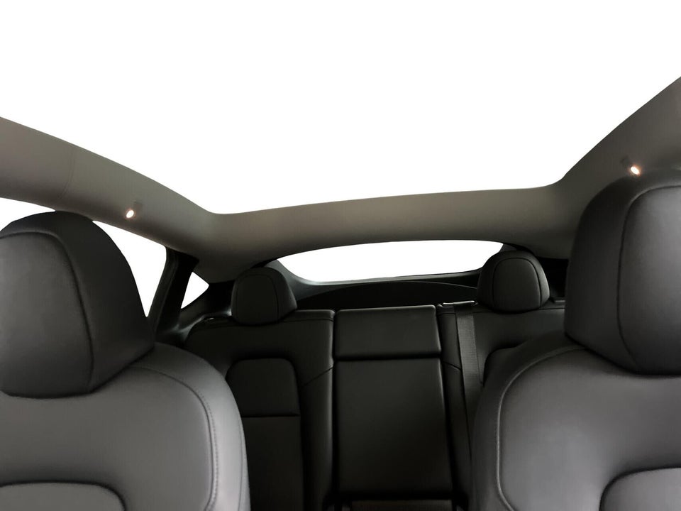 Tesla Model Y RWD 5d