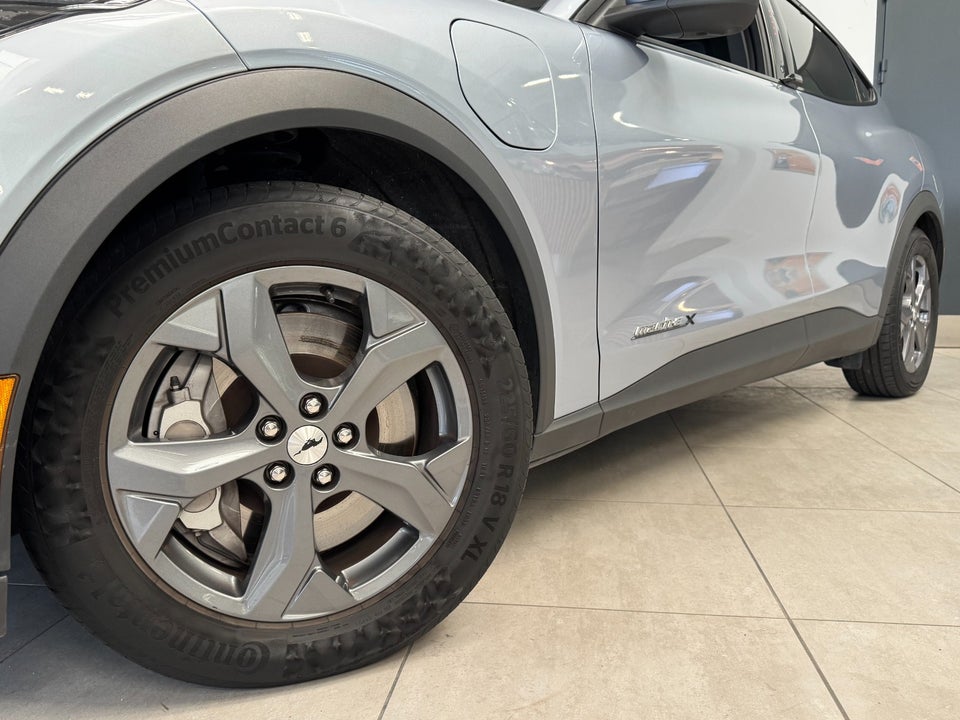 Ford Mustang Mach-E 98 Premium Extended Range 5d