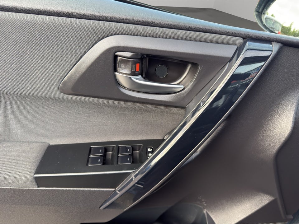 Toyota Auris 1,8 Hybrid H1 Touring Sports CVT 5d