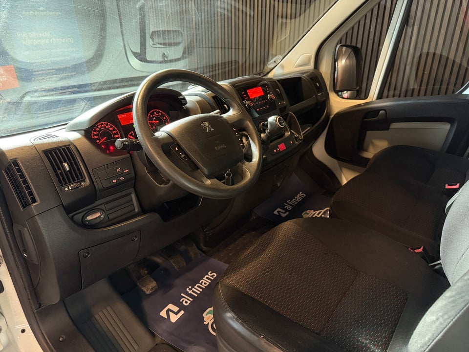 Peugeot Boxer 333 2,2 HDi 150 Kassevogn L3H2